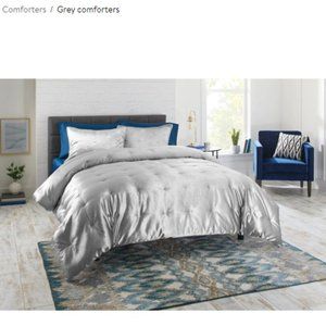 Better Homes & Gardens Comforter Set (Full Queen)
